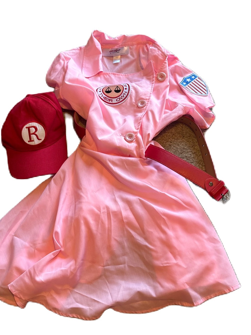 A League of their Own Dottie Costume Medium Halloween women’s Pink